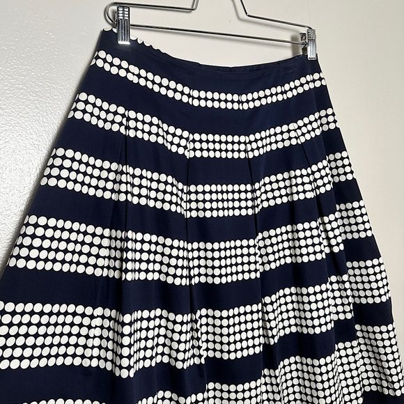 Talbots Woman Navy & White Polka Dot Pleated Skirt Stretch Cotton A-Line 16WP - Picture 12 of 15